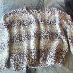 Fuzzy cropped sweater